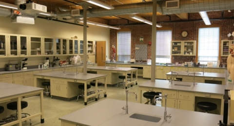 UNH Manchester 540 classroom