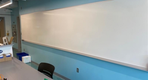 Spaulding Life Science 190 classroom