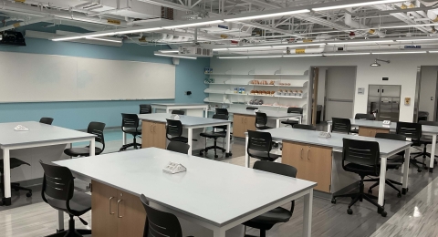 Spaulding Life Science 215 classroom