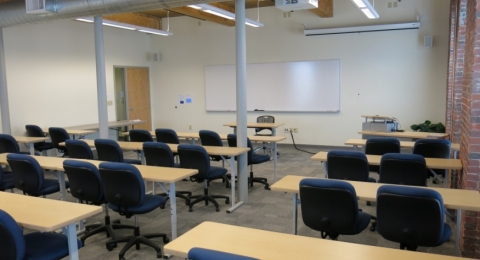 UNH Manchester 301 classroom