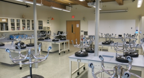 UNH Manchester 554 lab