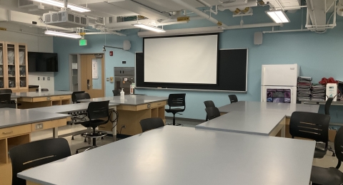 Spaulding Life Science 113 Classroom