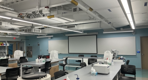 Spaulding Life Science 186 Classroom