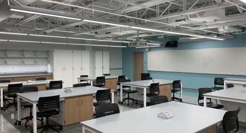 Spaulding Life Science 215 Classroom