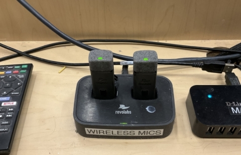 DeMeritt 112 lecture hall equipment