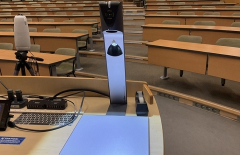 DeMeritt 112 lecture hall equipment