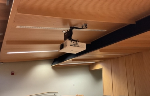 DeMeritt 240 lecture hall projector