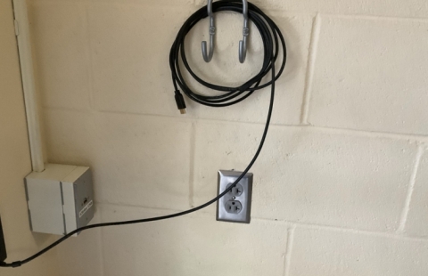 Haaland Hall 104 classroom cables