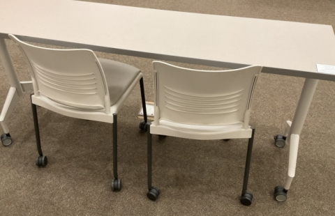 Horton B04 table