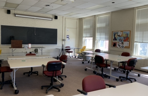 Morrill 204 classroom