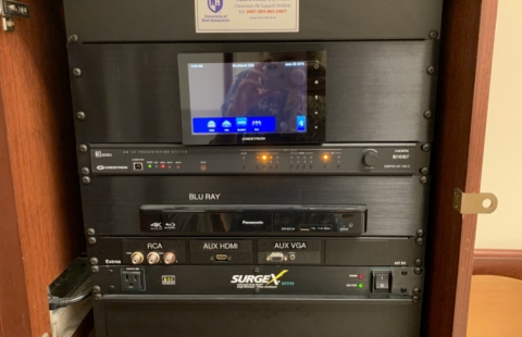 UNH Murkland G04 classroom AV equipment
