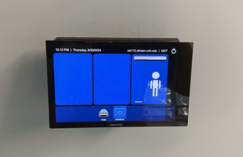 Spaulding Life Science lab room screen