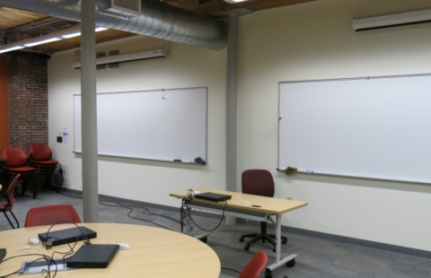 UNH Manchester 128 classroom