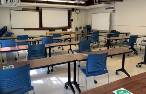 New Hampshire Hall G10 classroom