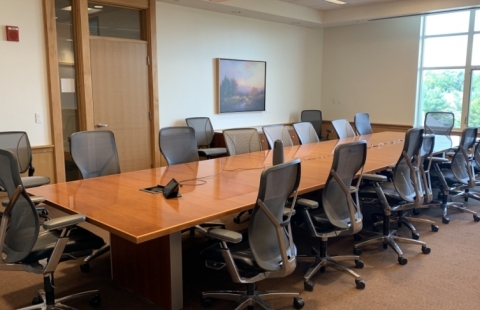 PCBE 370N room