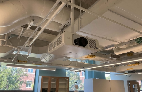 Spaulding Life Science 224 classroom equipment