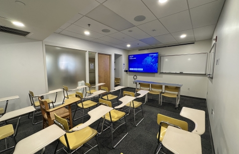 Kingsbury W389 Classroom