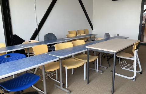 Kingsbury N345 Classroom