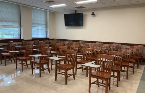 Murkland 104 Classroom