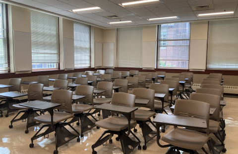 Murkland 202 Classroom