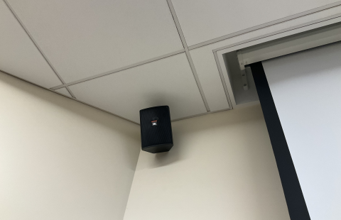 Murkland 203 Classroom Speaker