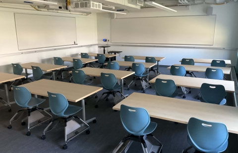 Spaulding Life Science 120 Classroom