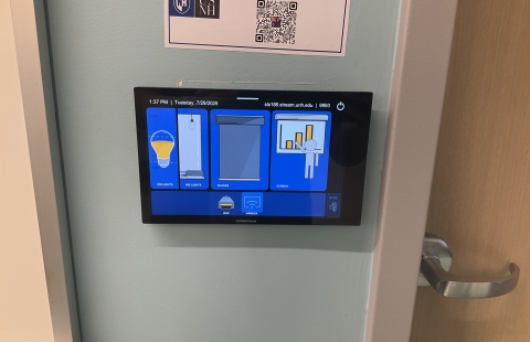 Spaulding Life Science 186 Classroom AV Touch Panel