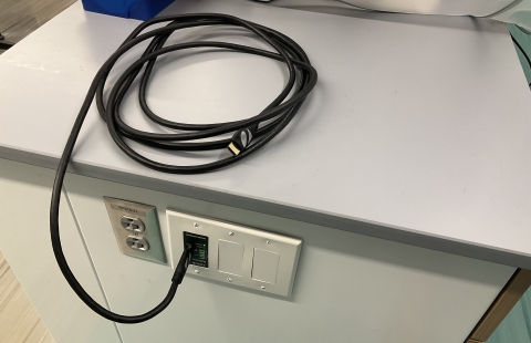Spaulding Life Science 186 Classroom Cables