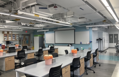 Spaulding Life Science 190 Classroom