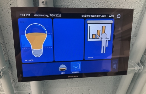 Spaulding Life Science 219 Classroom Touch Panel