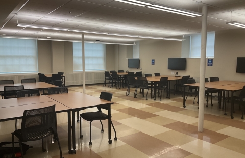 Hamilton Smith 104 Classroom 