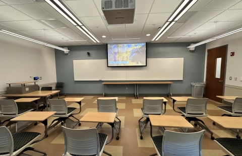 Hamilton Smith 126 Classroom