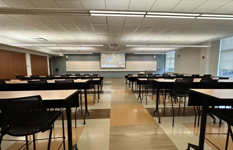 Hamilton Smith 140 Classroom 