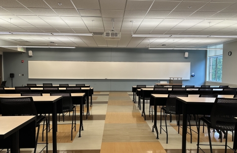 Hamilton Smith 107 Classroom Whiteboards