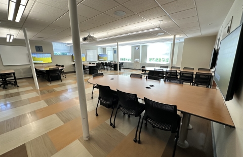 Hamilton Smith 105 TEAL Classroom