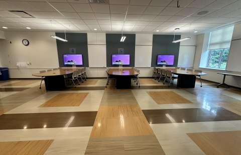 Hamilton Smith 130 TEAL Classroom