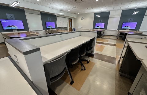 Hamilton Smith 130 TEAL Classroom Instructor Area