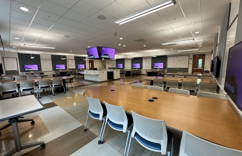 Hamilton Smith 130 TEAL Classroom