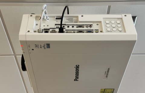 Parsons N116 Classroom AV Projector